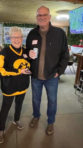 Donna Morgan, Larry Shaw